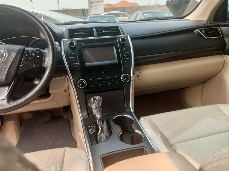 Thumbnail 7 of 2014 Toyota Avalon